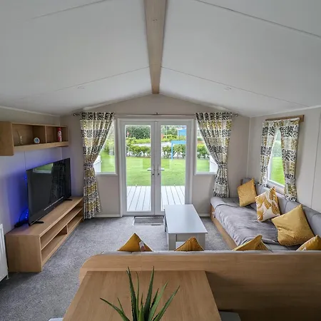 R&l's Retreats Cayton