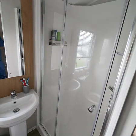 R&l's Retreats Апартаменты