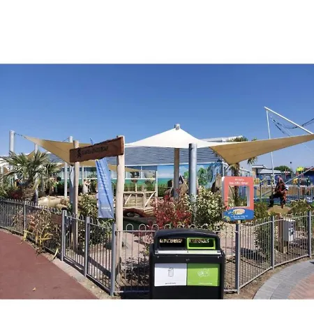 Апартаменты R&l's Retreats *