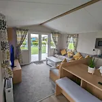 R&l's Retreats *